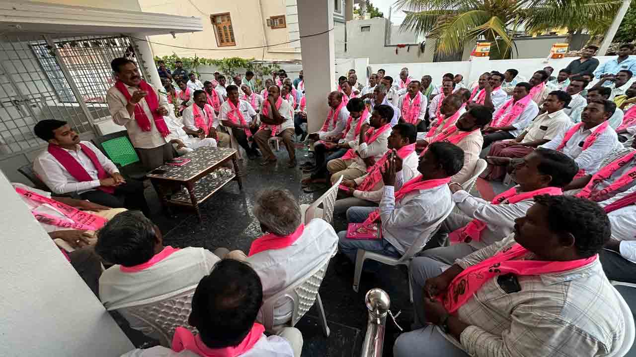 దారులన్నీ ఓరుగల్లు వైపే సాగాలి