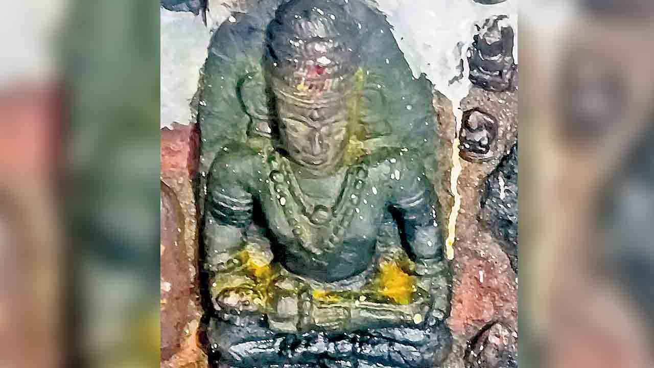 ఆ శిల్పం బెజ్జమహాదేవిదే!
