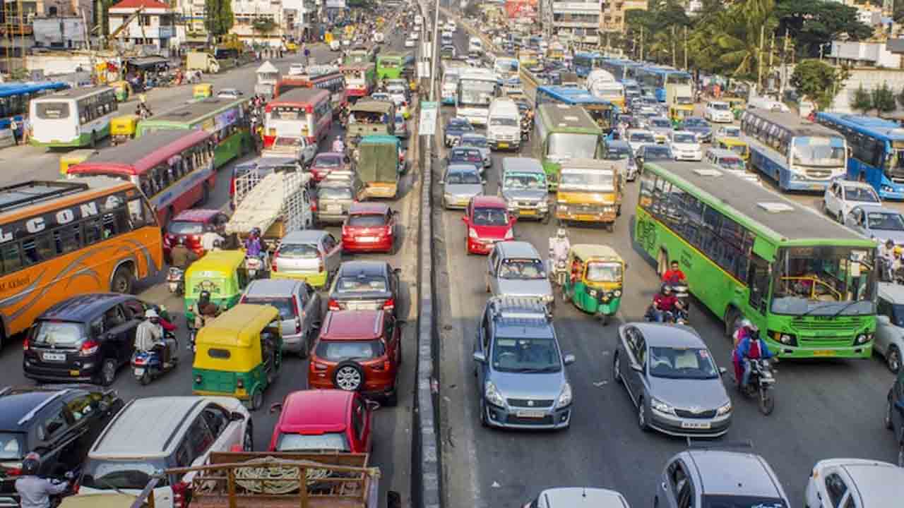 నత్తతో కోల్‌కతా, బెంగళూరు పోటీ!