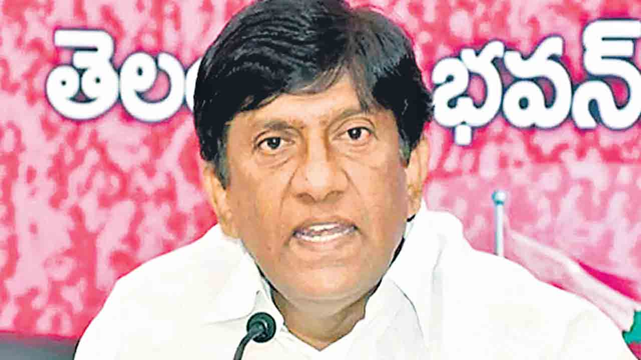 స్థానికులకు 25% రిజర్వేషన్లు కల్పించాలి