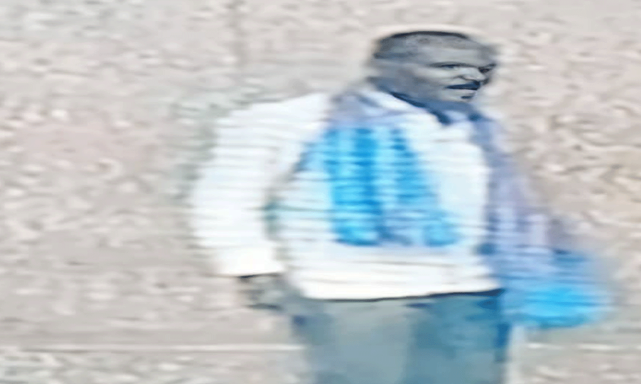 NIZAMABAD | పడుకున్న వ్యక్తి గొంతు కోసిన గుర్తుతెలియని వ్యక్తి