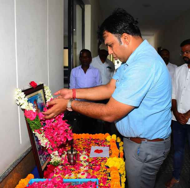 సర్దార్‌ సర్వాయి పాపన్న సేవలు మరువలేనివి…- రాజన్న సిరిసిల్ల జిల్లా కలెక్టర్‌ సందీప్ కుమార్ ఝా