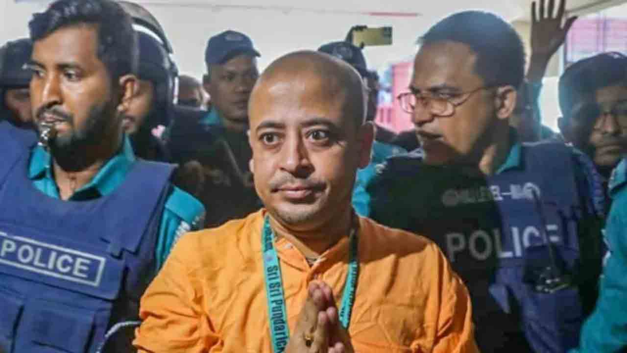 Chinmoy Das | బంగ్లాదేశ్‌లో అరెస్టైన హిందూ సన్యాసి చిన్మయ్‌ దాస్‌కు.. ఆరు నెలల తర్వాత   బెయిల్‌