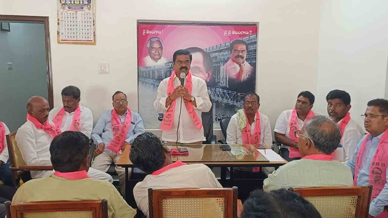 Chittem Rammohan Reddy | బీఆర్‌ఎస్‌ రజతోత్సవ సభకు భారీ సంఖ్యలో తరలిరావాలి : మాజీ ఎమ్మెల్యే చిట్టెం రామ్మోహన్ రెడ్డి