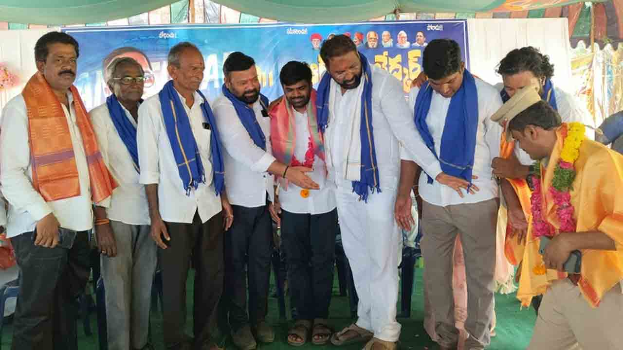 Civil Ranker | సివిల్ ర్యాంకర్‌కు ఎమ్మెల్యే వాకిటి శ్రీహరి సన్మానం