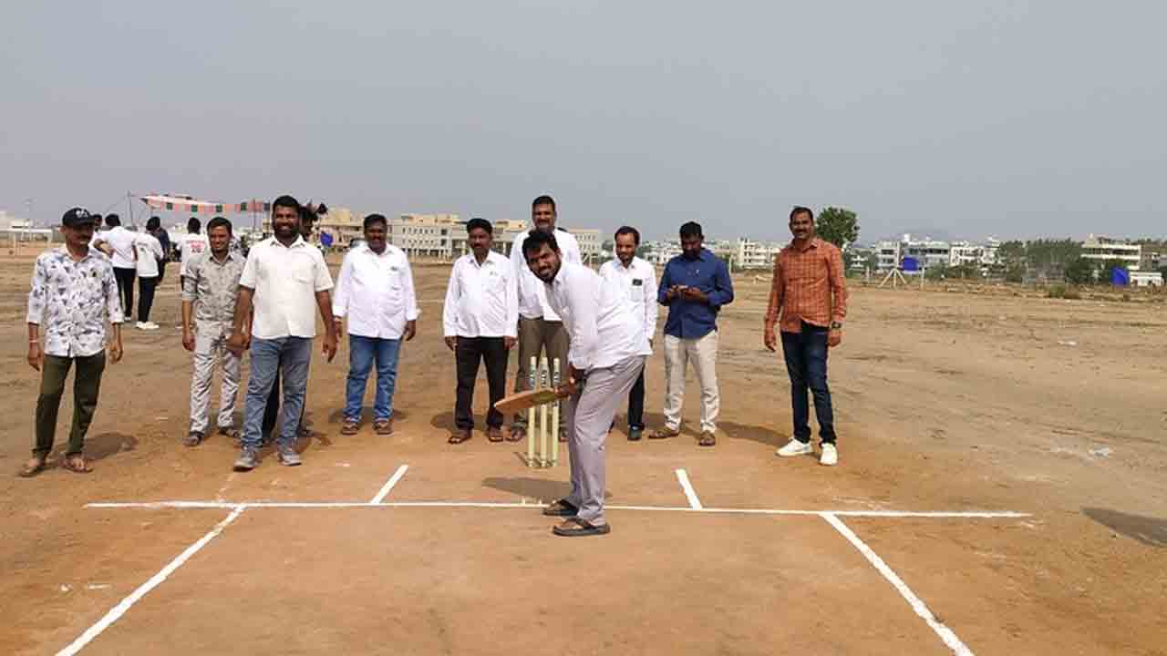 Surimilla Venu | క్రీడలతో మానసిక ఉల్లాసం : సురిమిల్ల వేణు