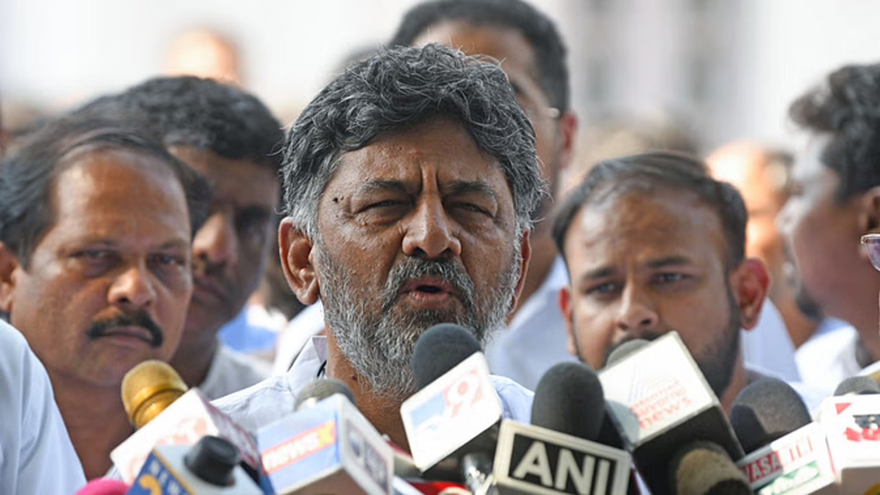 DK Shivakumar | కమీషన్‌ డిమాండ్‌ చేస్తే.. లోకాయుక్తకు ఫిర్యాదు చేయండి : డిప్యూటీ సీఎం శివకుమార్‌