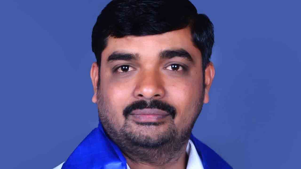 Dr BR Ambedkar | అంబేద్కర్‌ జీవిత చరిత్ర నేటి తరానికి స్ఫూర్తిదాయకం : అంబేద్కర్‌ దళిత యువరత్న అవార్డు గ్రహీత కర్రె రమేష్‌