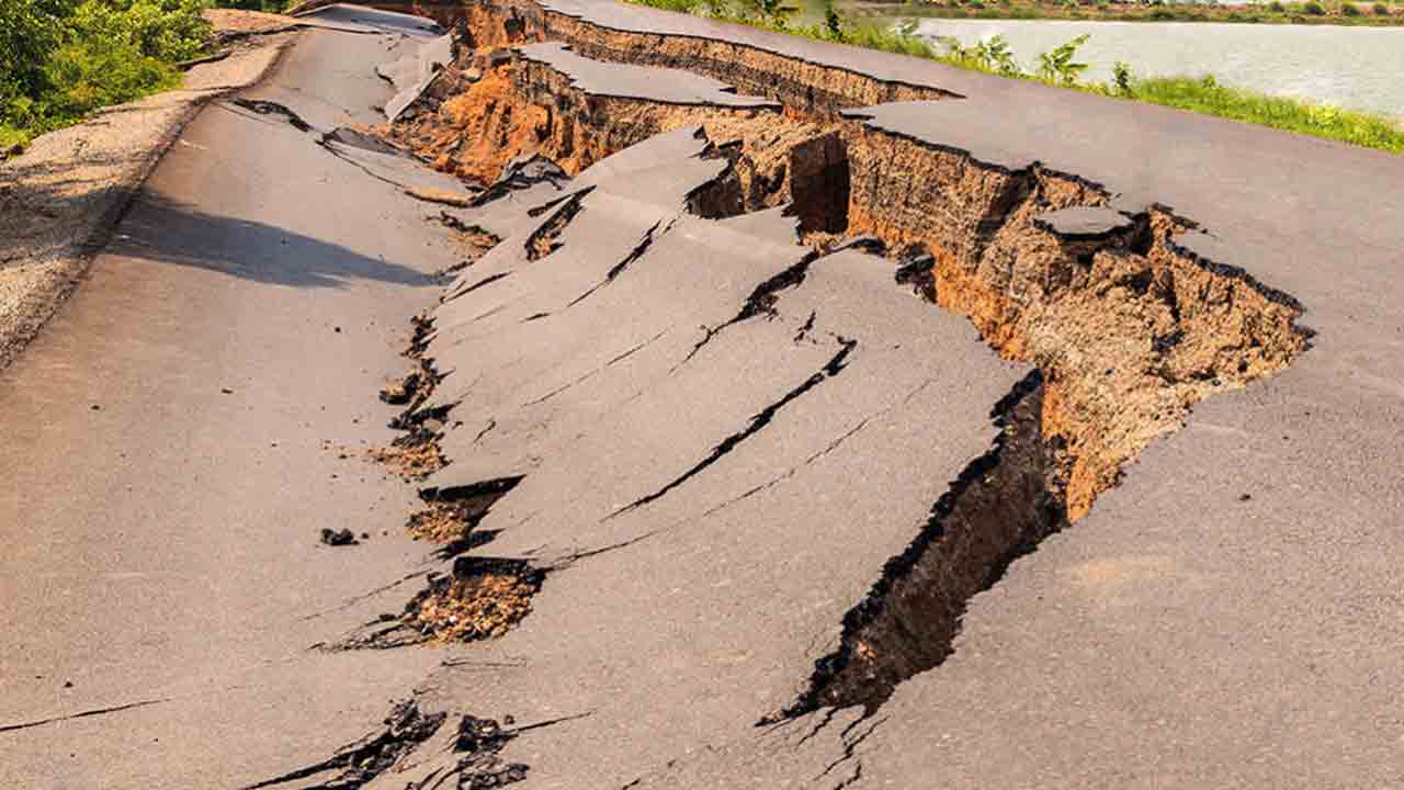 Earthquake | గోదావరిఖని కేంద్రంగా భూకంప హెచ్చరిక?.. ఈ వారంలోనే సంభవించే ప్రమాదం