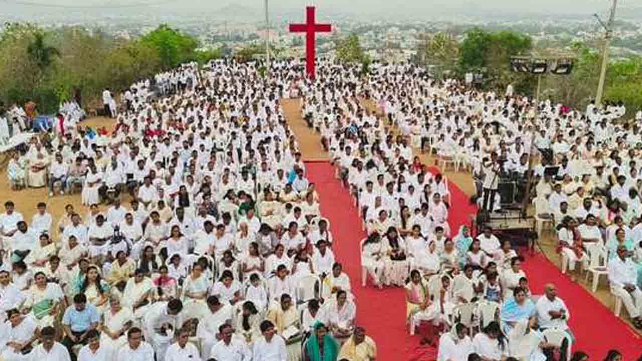 MLA Yennam | క్రీస్తు ఆశీస్సులు అందరిపై ఉండాలి : ఎమ్మెల్యే యెన్నం శ్రీనివాస్‌ రెడ్డి