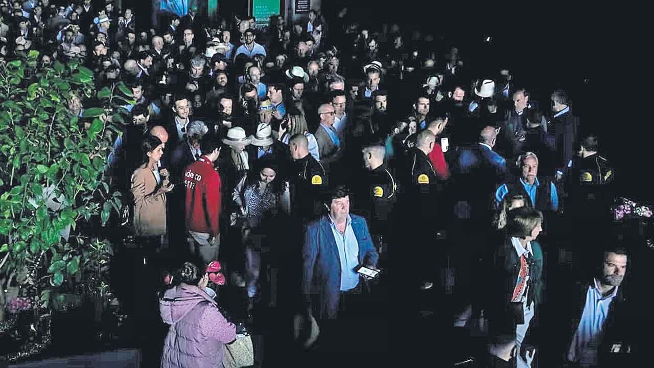 Power Outage | అంధకారంలో ఐరోపా దేశాలు.. సైబర్‌ దాడేనా?