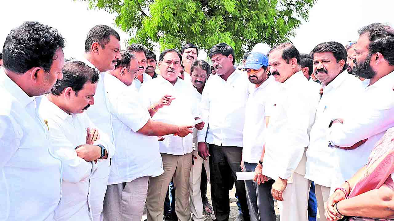 మళ్లీ కేసీఆరే రావాలంటున్నరు