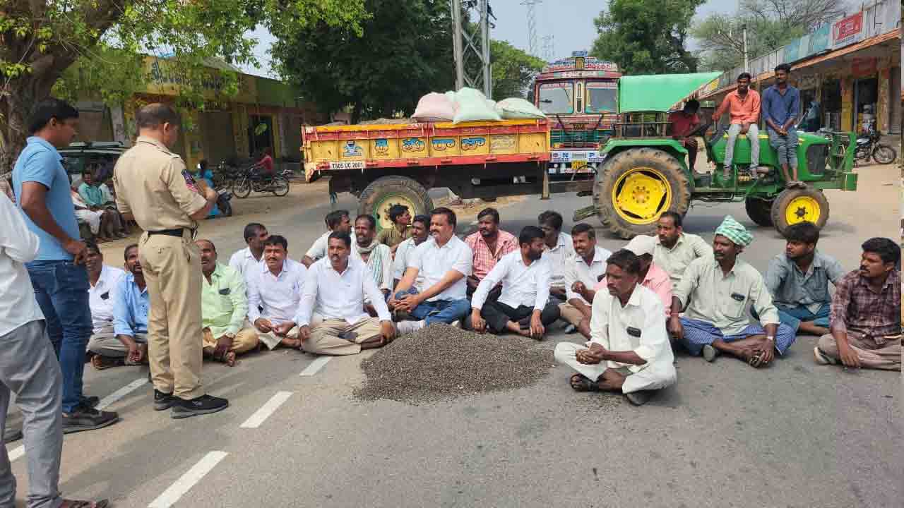 Farmers Dharna1