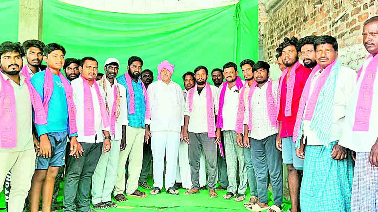 ఇంటింటికీ వెళ్లి ఆహ్వానించాలి