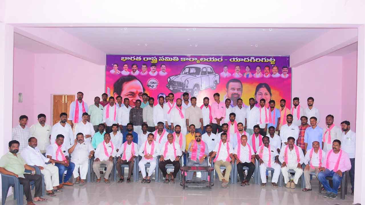 రేవంత్‌ సర్కారులో ఏరులై పారుతున్న మద్యం