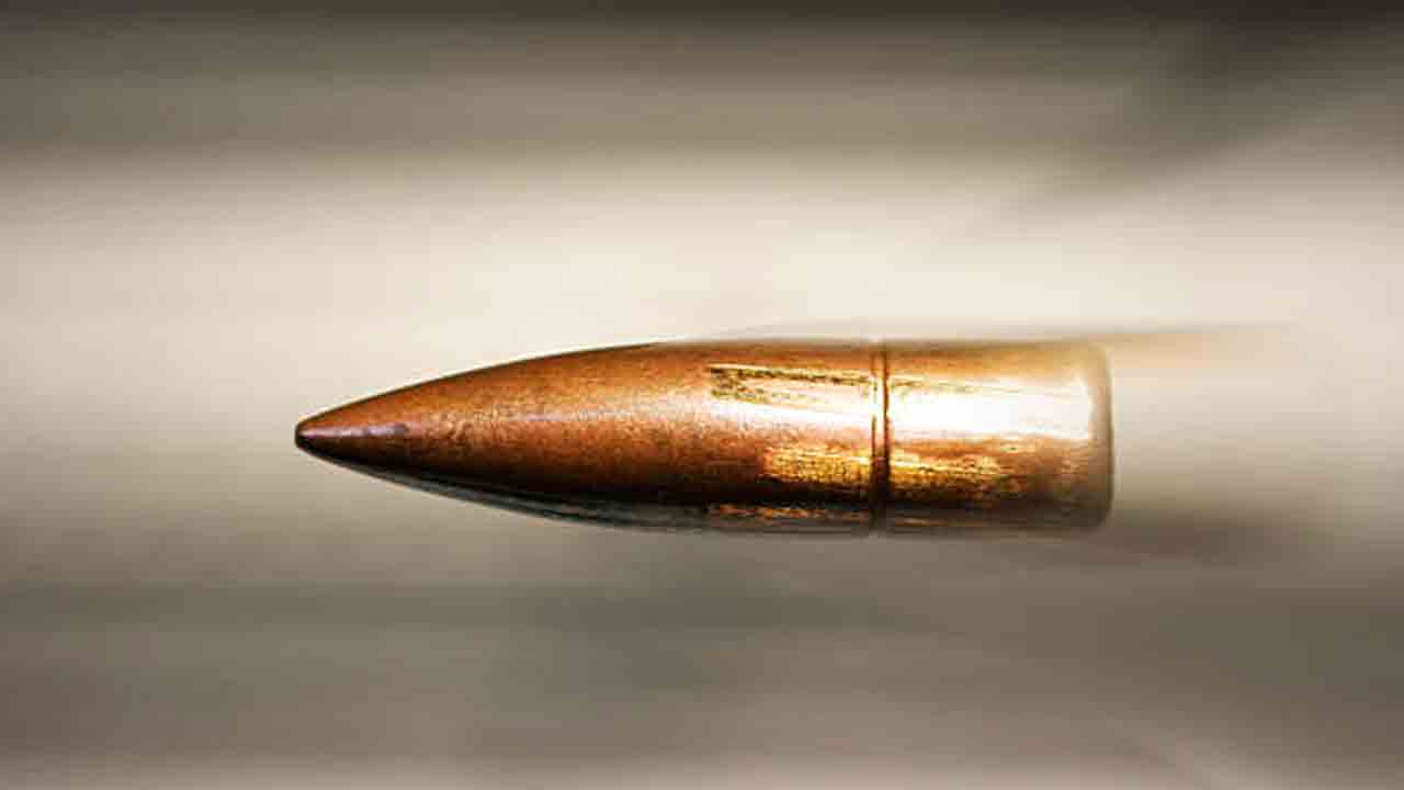 Uttar Pradesh | శరీరంలో బుల్లెట్‌ను ఇంప్లాంట్‌ చేసుకొని.. గ్యాంగ్‌రేప్‌ నాటకమాడి.. 