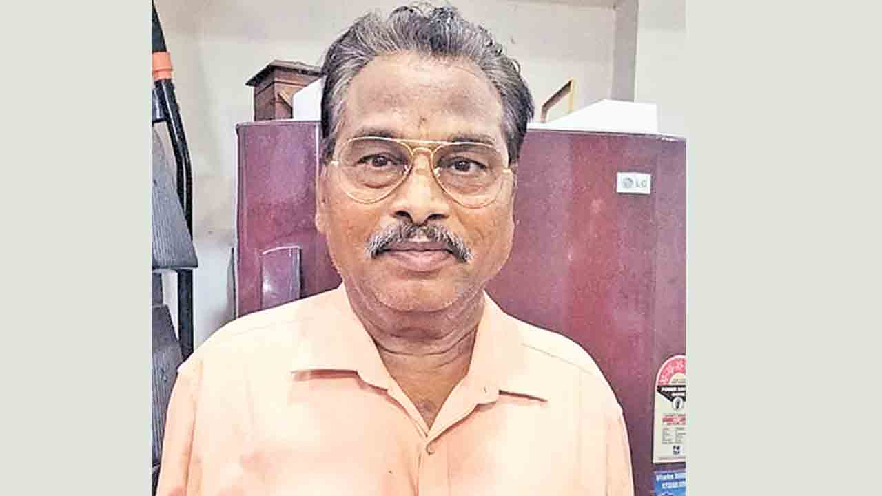 విశ్వవిద్యాలయ భూములతో రియల్‌ ఎస్టేటా?