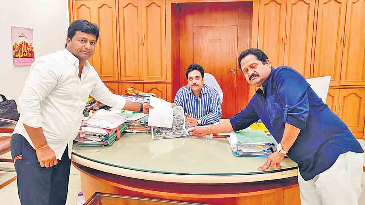 ఎలివేటెడ్‌ కారిడార్‌తో ట్రాఫిక్‌ సమస్యకు చెక్‌