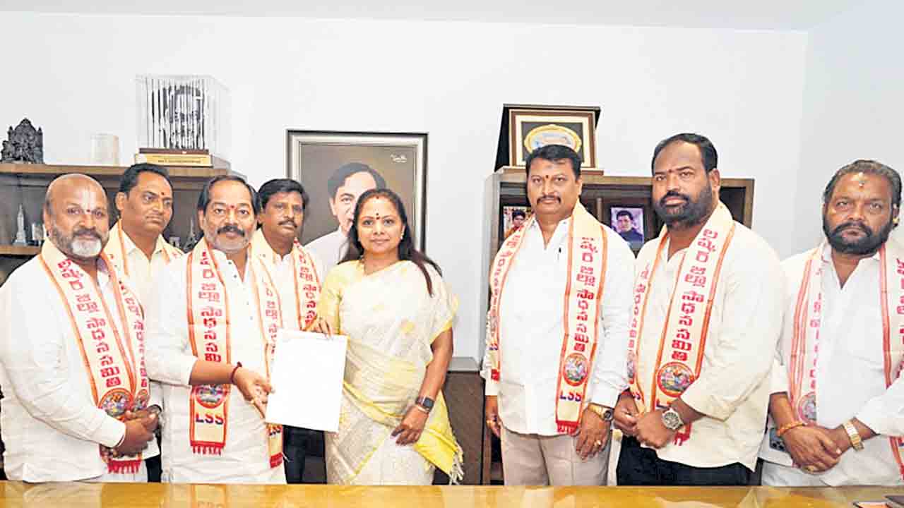 లష్కర్‌ జిల్లా సాధనకు కృషి