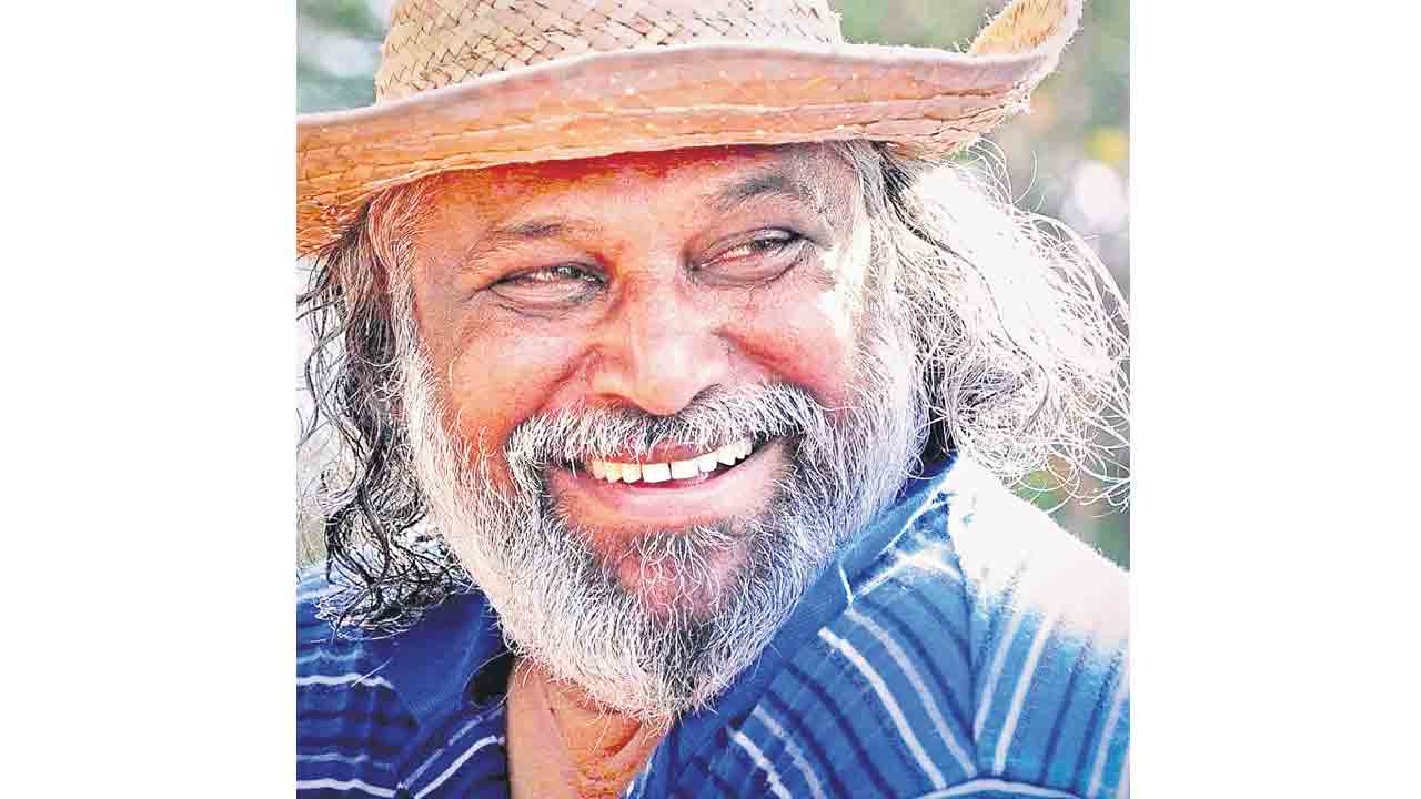 హెచ్సీయూలో అరుదైన మష్రూం రాక్స్