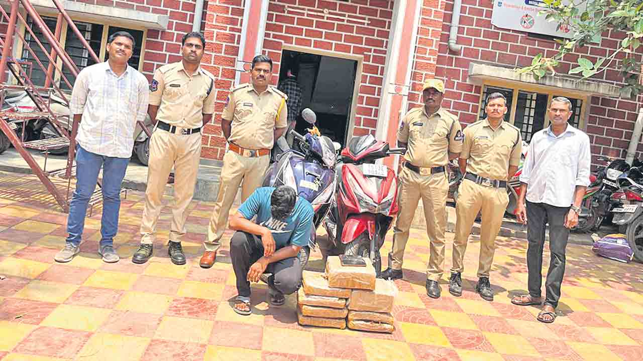 26.7 కేజీల గంజాయి పట్టివేత