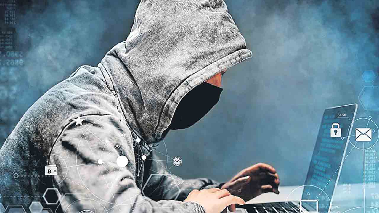 Cyber Crime | గుట్టుగా సంపాదిద్దామని ఊబీలోకి.. మాటలే సైబర్‌ మోసగాళ్ల పెట్టుబడి