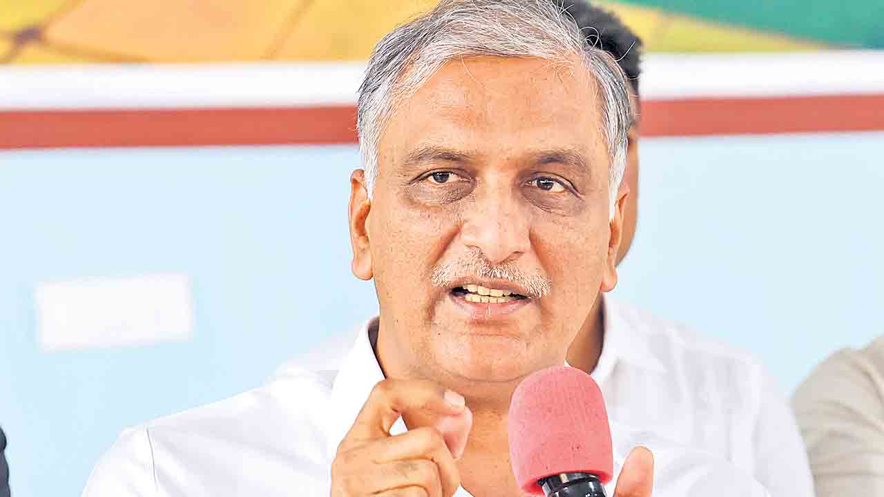 అబద్ధాలు ఆపి.. తాగునీరు ఇవ్వండి