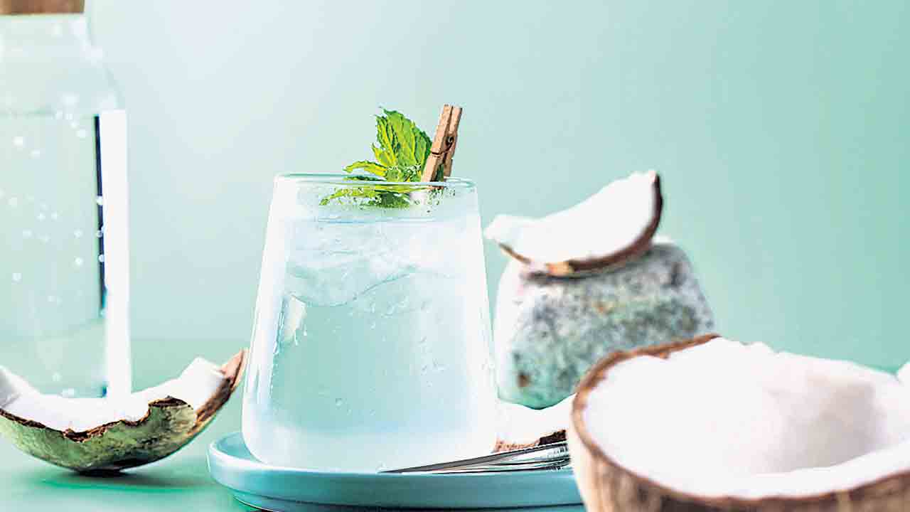 కొబ్బరినీళ్లకు తోడుగా..