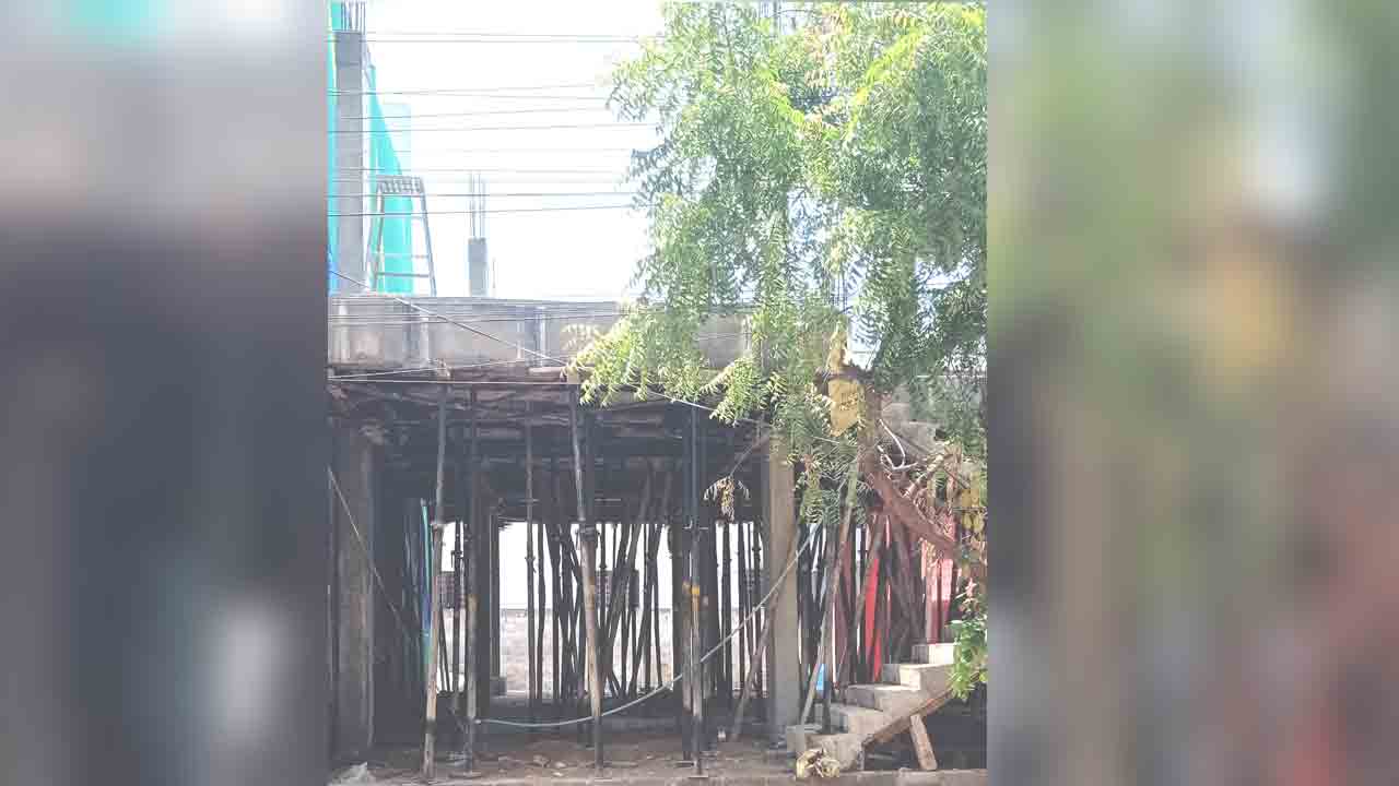 Illegal Constructions | అప్పుడు ప్రభుత్వ పెద్దల హంగామా.. ఇప్పుడు ప్రభుత్వ భూఆక్రమణలపై పట్టింపే లేదు