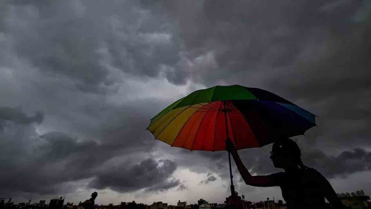 Rain Alert | తెలంగాణలో మరో ఐదురోజులు వానలు.. 12 జిల్లాల్లో వడగండ్లు కురుస్తాయని హెచ్చరించిన ఐఎండీ..!