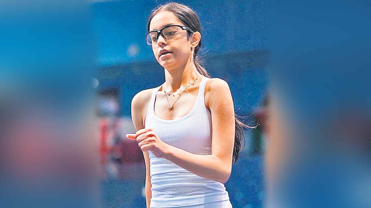 సెమీస్‌కు ముగ్గురు స్కాష్‌ ప్లేయర్లు