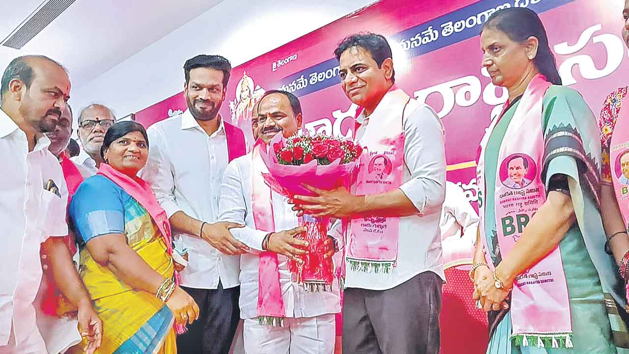 ఏ కష్టం వచ్చినా.. అండగా బీఆర్‌ఎస్‌