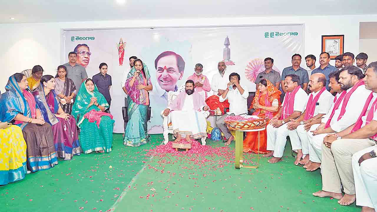 బీఆర్‌ఎస్‌తోనే బంజారాలకు మంచిరోజులు