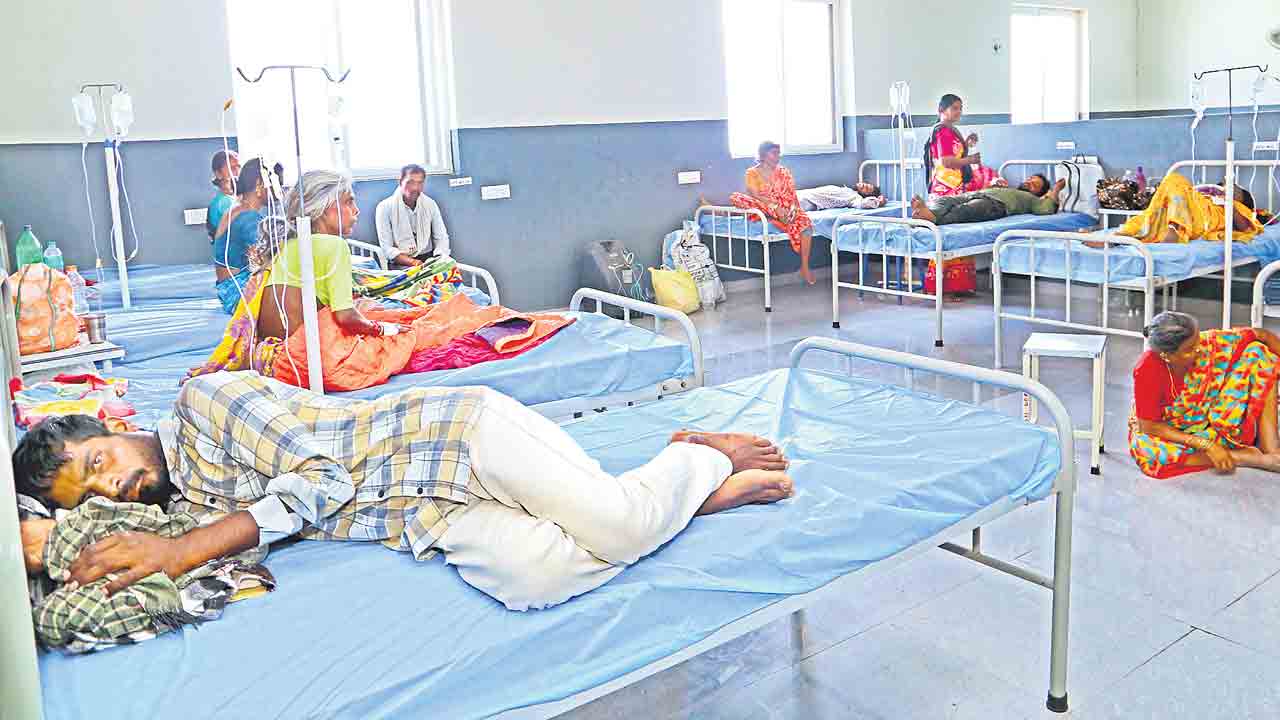 గౌరారంలో కల్తీ కల్లు కలకలం