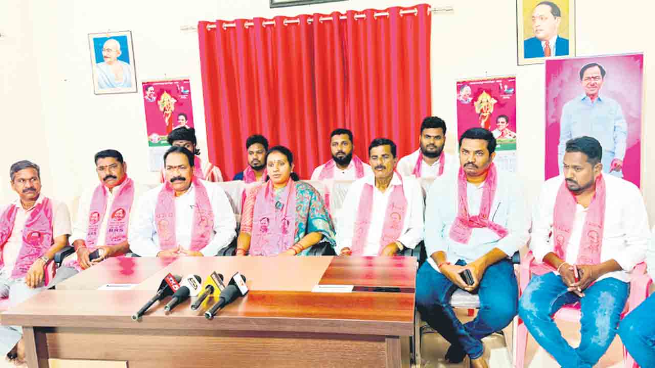 మతిపోయి గాలిమాటలు