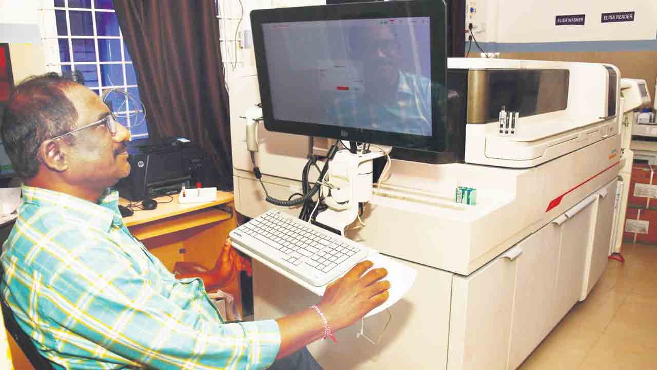 టీ హబ్‌కు సుస్తీ