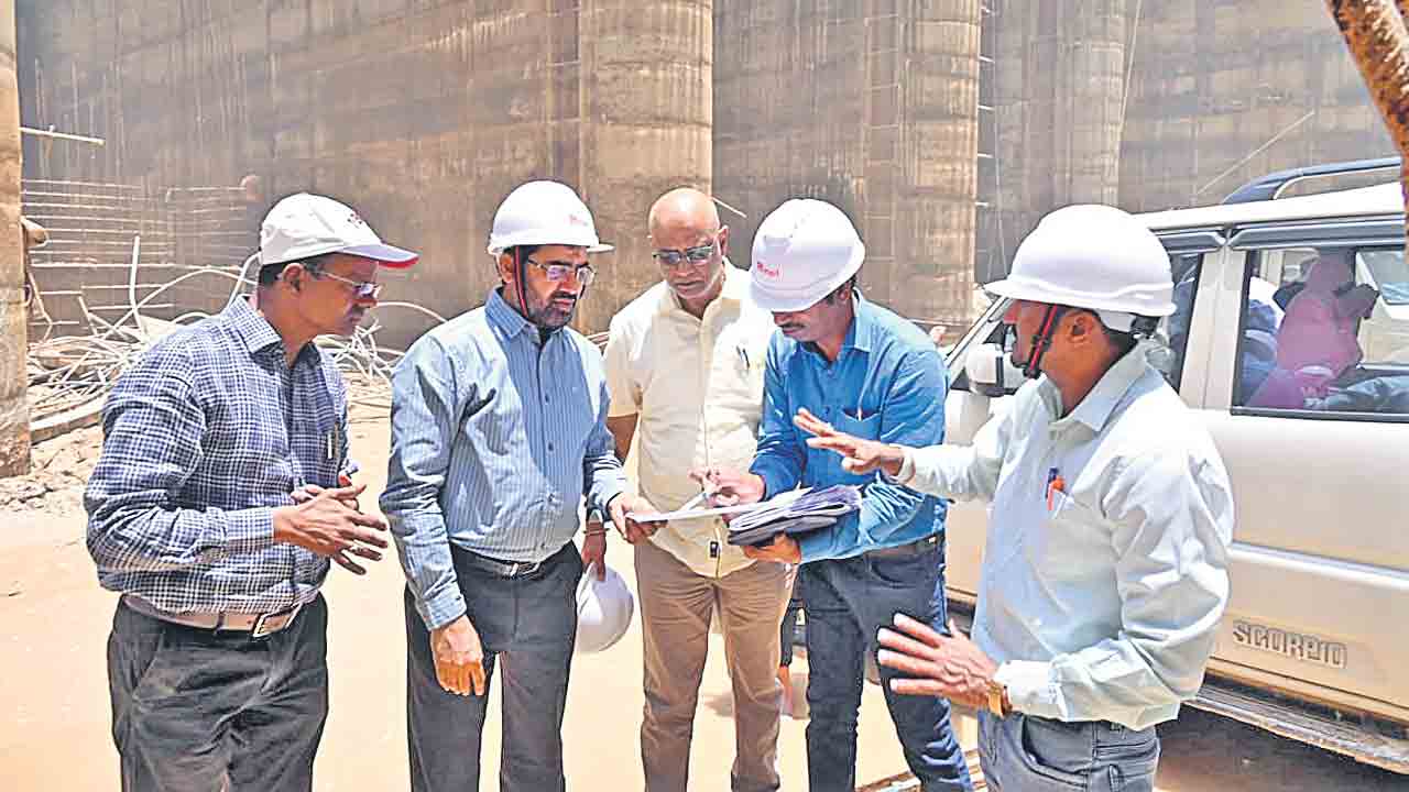 సుంకిశాల పనుల పరిశీలన