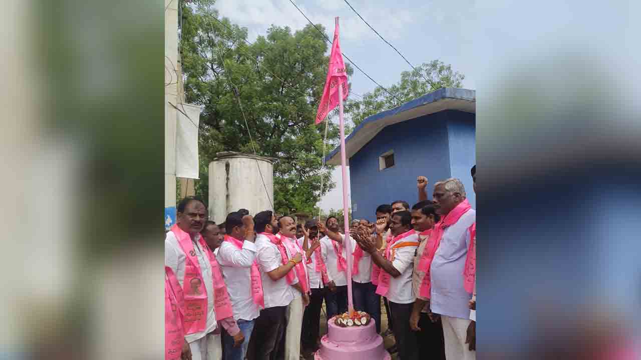 MLA Chinta Prabhakar | ఓరుగల్లు జనసంద్రమయ్యేలా.. ఎమ్మెల్యే చింతా ప్రభాకర్‌ ఆధ్వర్యంలో సభకు తరలిన నాయకులు