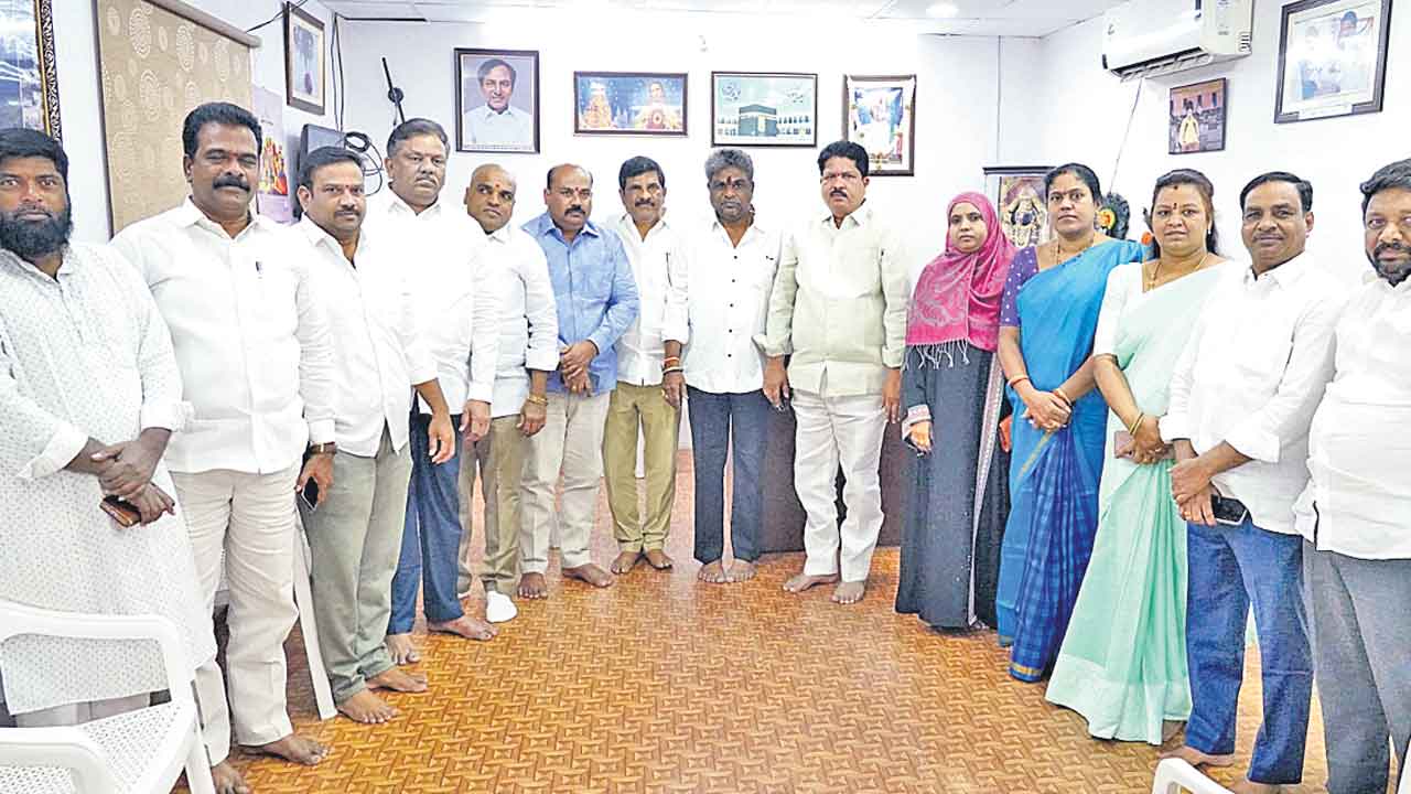 సైనికుల్లా కదిలిరావాలి..