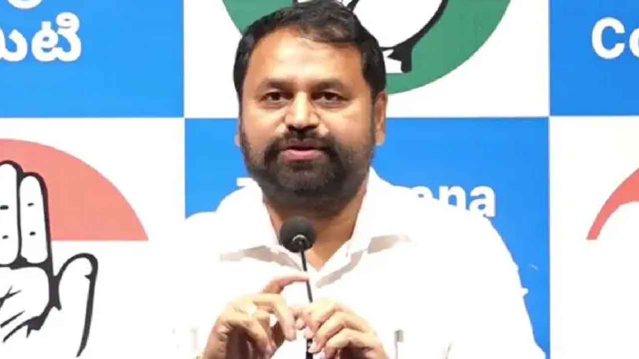 Addanki Dayakar | కార్ల కంటే హెలికాప్టర్‌ ప్రయాణమే తక్కువ ఖర్చట.. మంత్రుల పర్యటనలపై కాంగ్రెస్‌ ఎమ్మెల్సీ అద్దంకి