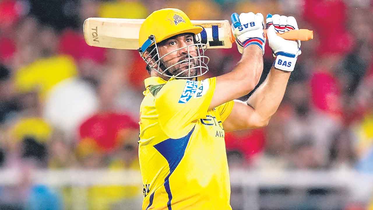 మళ్లీ మహేంద్రుడికే చెన్నై పగ్గాలు