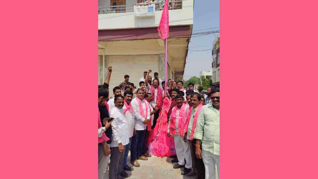 ప్రజలు కేసీఆరే కావాలంటుండ్రు