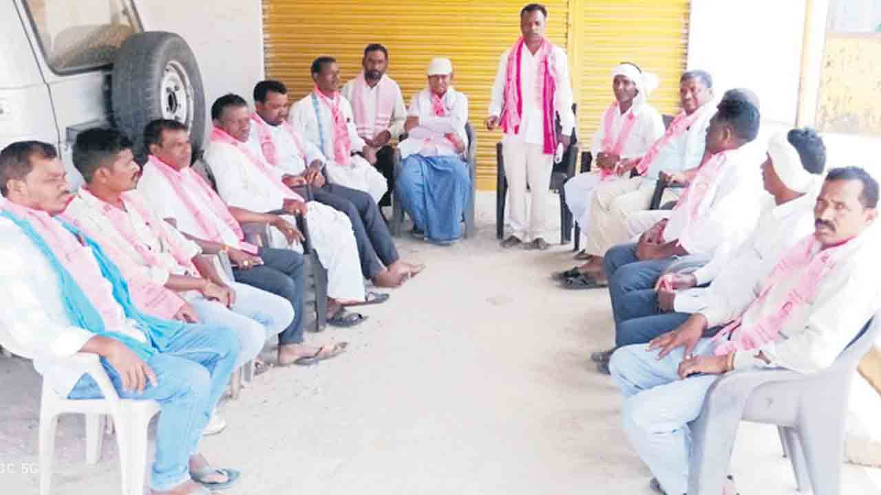 నమ్మి ఓటేస్తే ముంచిండ్రు