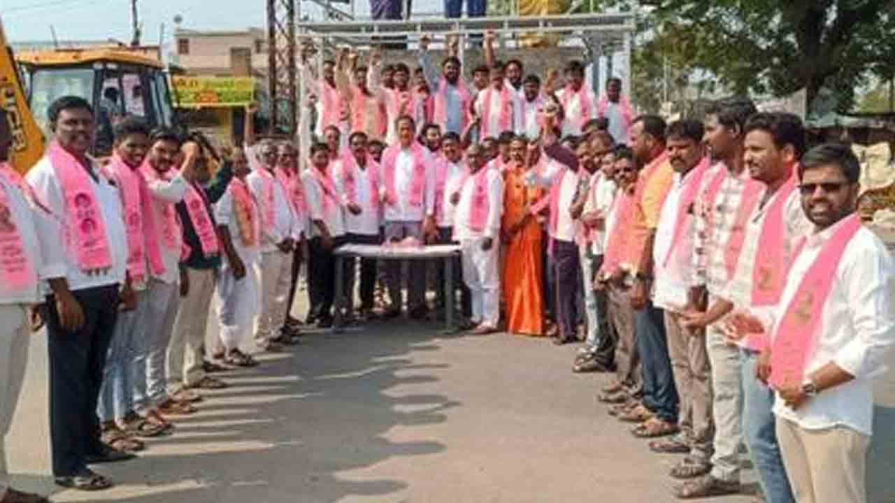 BRS | ఘనంగా బీఆర్‌ఎస్‌ మాజీ ఎమ్మెల్యే మర్రి జనార్దన్ రెడ్డి జన్మదిన వేడుకలు