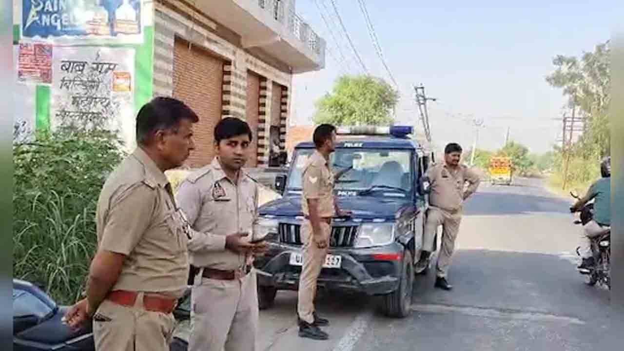 Murder | కోడలిని గొడ్డలితో నరికి చంపి.. ఊరిబయట చెట్టుకు ఉరేసుకుని..!