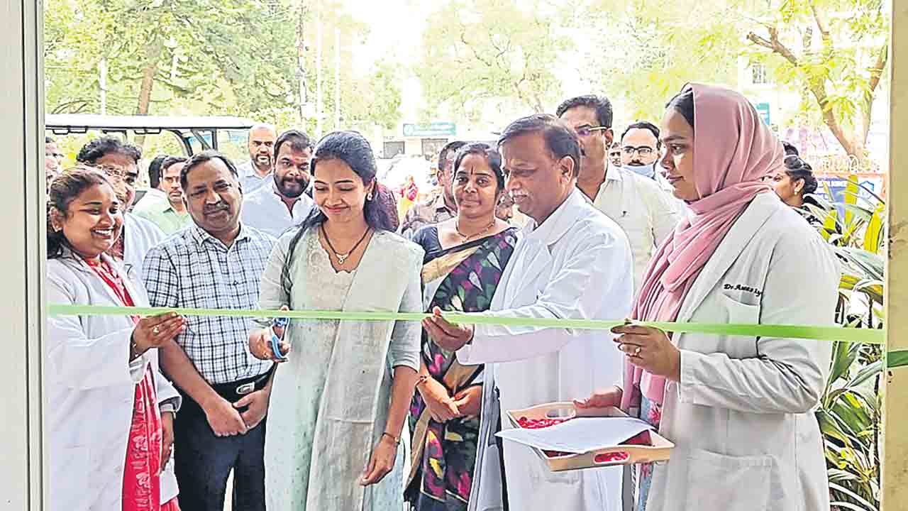 నిమ్స్‌లో ఆటోమేటిక్‌ బీపీ టెల్లింగ్‌