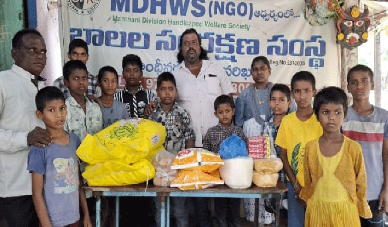  GODAVARIKHANI | అనాథ పిల్లలకు ఎన్టీపీసీ కాంట్రాక్టర్ చేయూత..