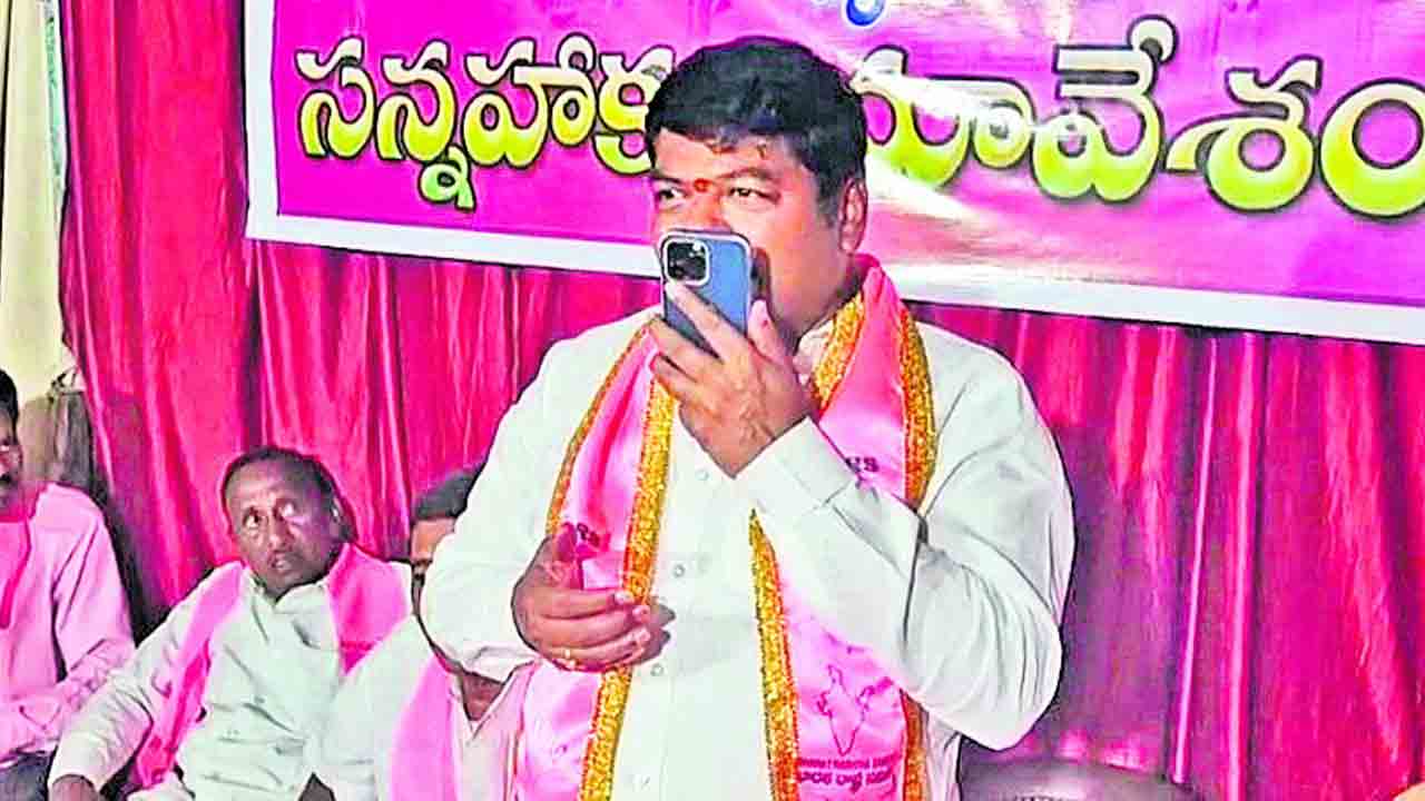 బీఆర్‌ఎస్‌ బలమెంతో చూపాలి