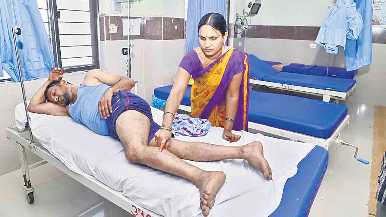 పోలీసుల జులుం