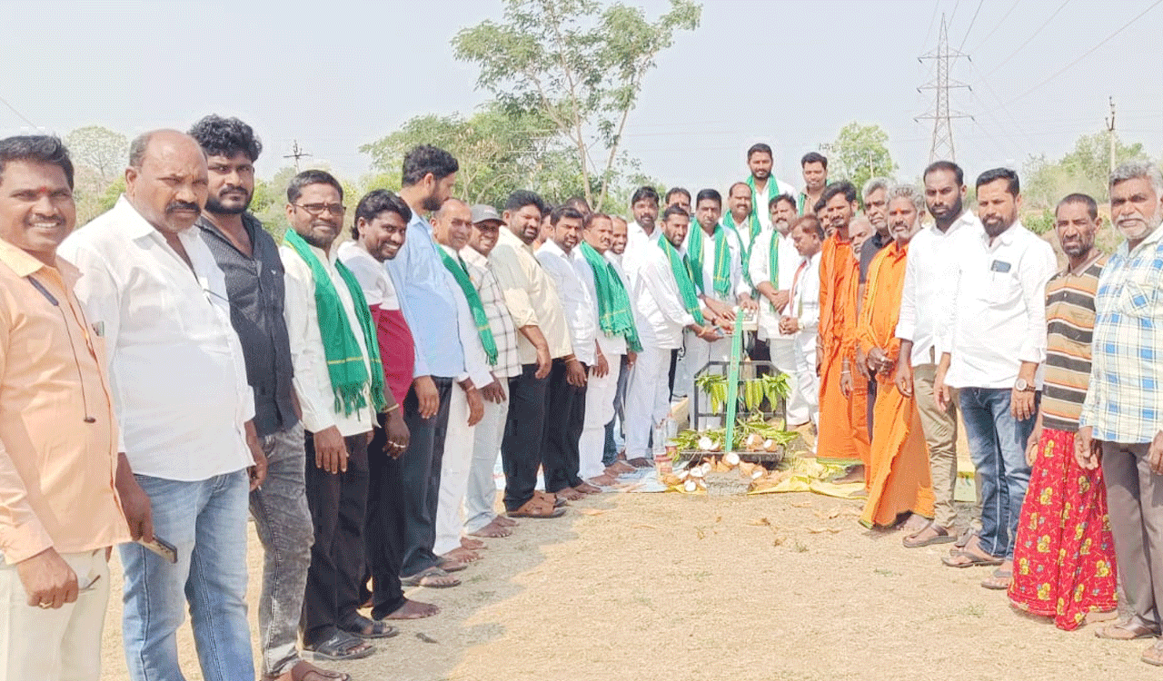 Jagityal |  రైతుల సౌకర్యం కోసమే గ్రామాల్లో కొనుగోలు కేంద్రాలు